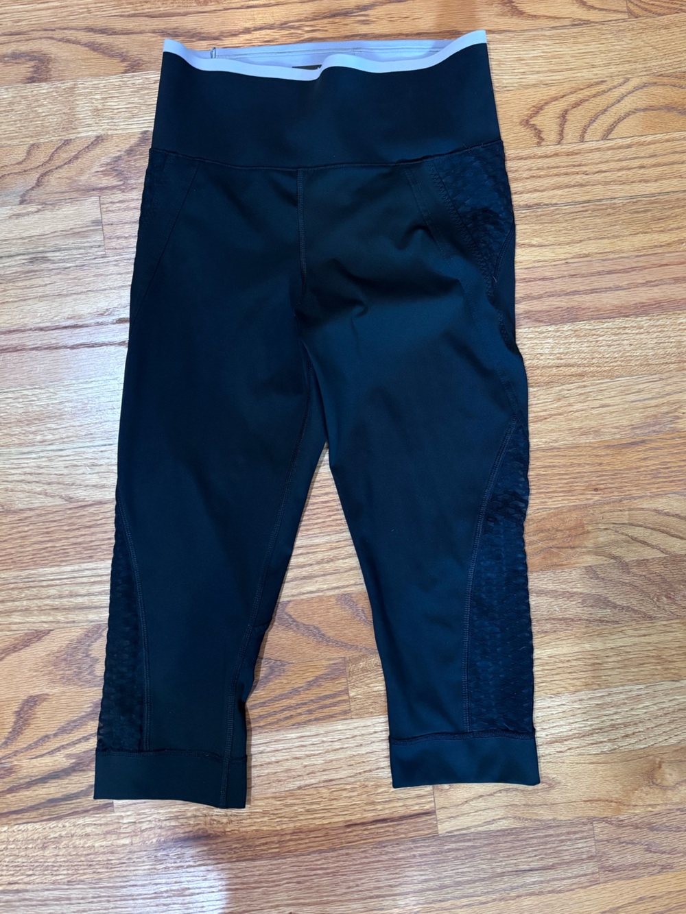 adidas by Stella McCartney cropped mesh-paneled athletic leggings S